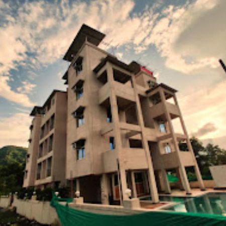 Janavi Resort 内拉尔 外观 照片